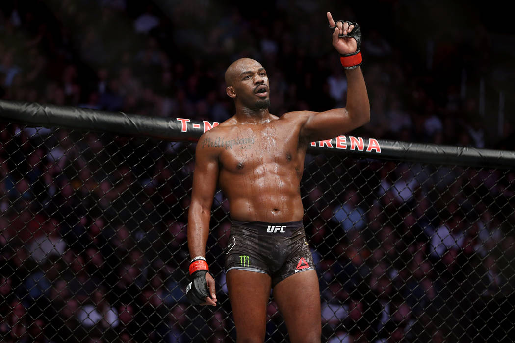 Tại sao Jon Jones vẫn chưa bao giờ bị hạ knock-out ?